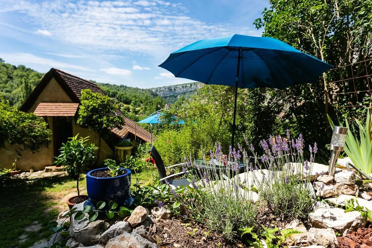 Apartment Gites Un Jardin Dans La Falaise Cabrerets
